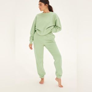 Classic Jogger Sweatpants in Pistachio